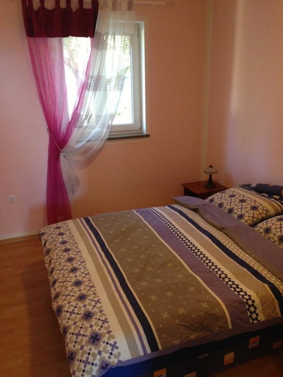 Apartments Salvore Crveni Vrh Δωμάτιο φωτογραφία